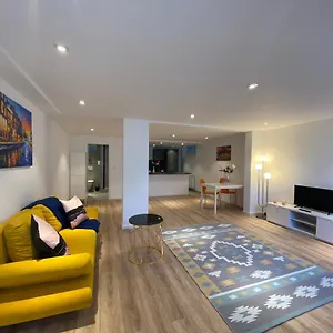 Dreamy Luxury Basement In Apartment Köln
